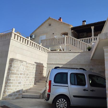 פוצ'ישצ'ה Apartment Making Memories מראה חיצוני תמונה