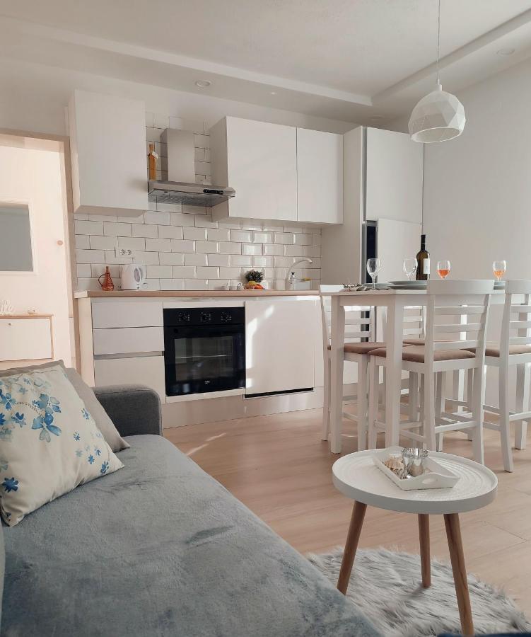פוצ'ישצ'ה Apartment Making Memories מראה חיצוני תמונה