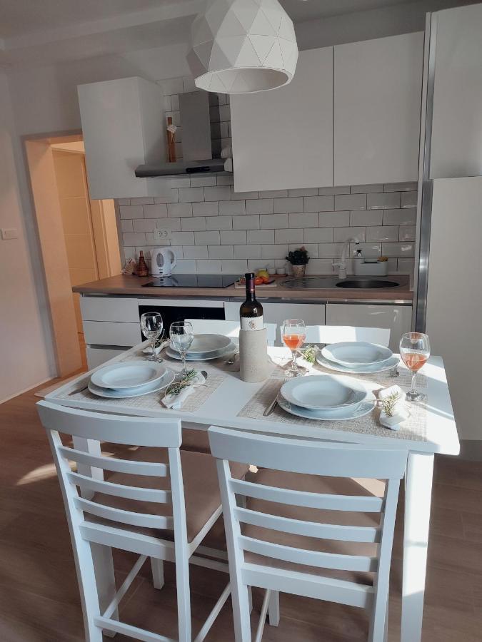 פוצ'ישצ'ה Apartment Making Memories מראה חיצוני תמונה